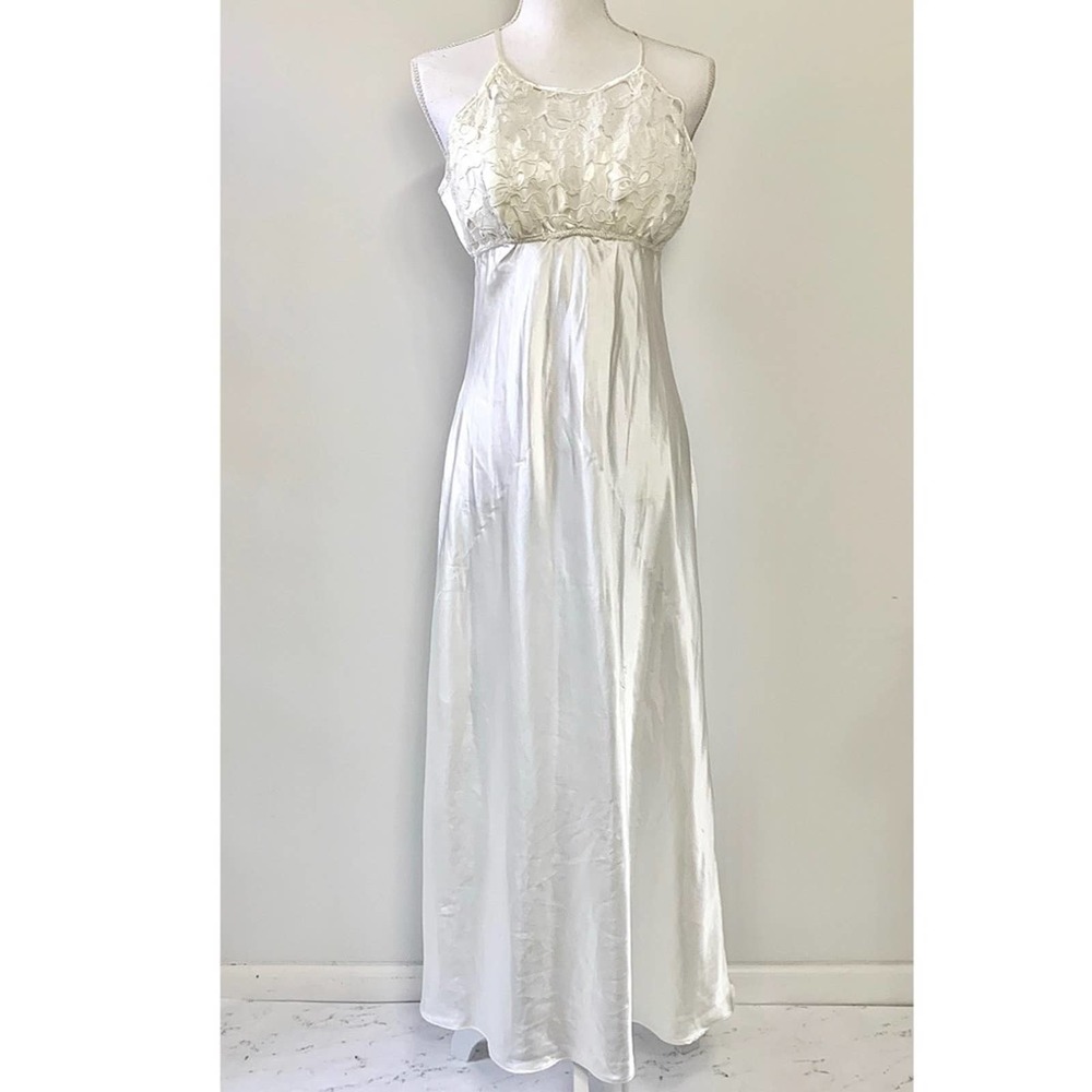 Flora vintge halter full length slip wedding dress